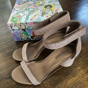 NWT size 8 Jeffrey Campbell Laura ankle strap heel
